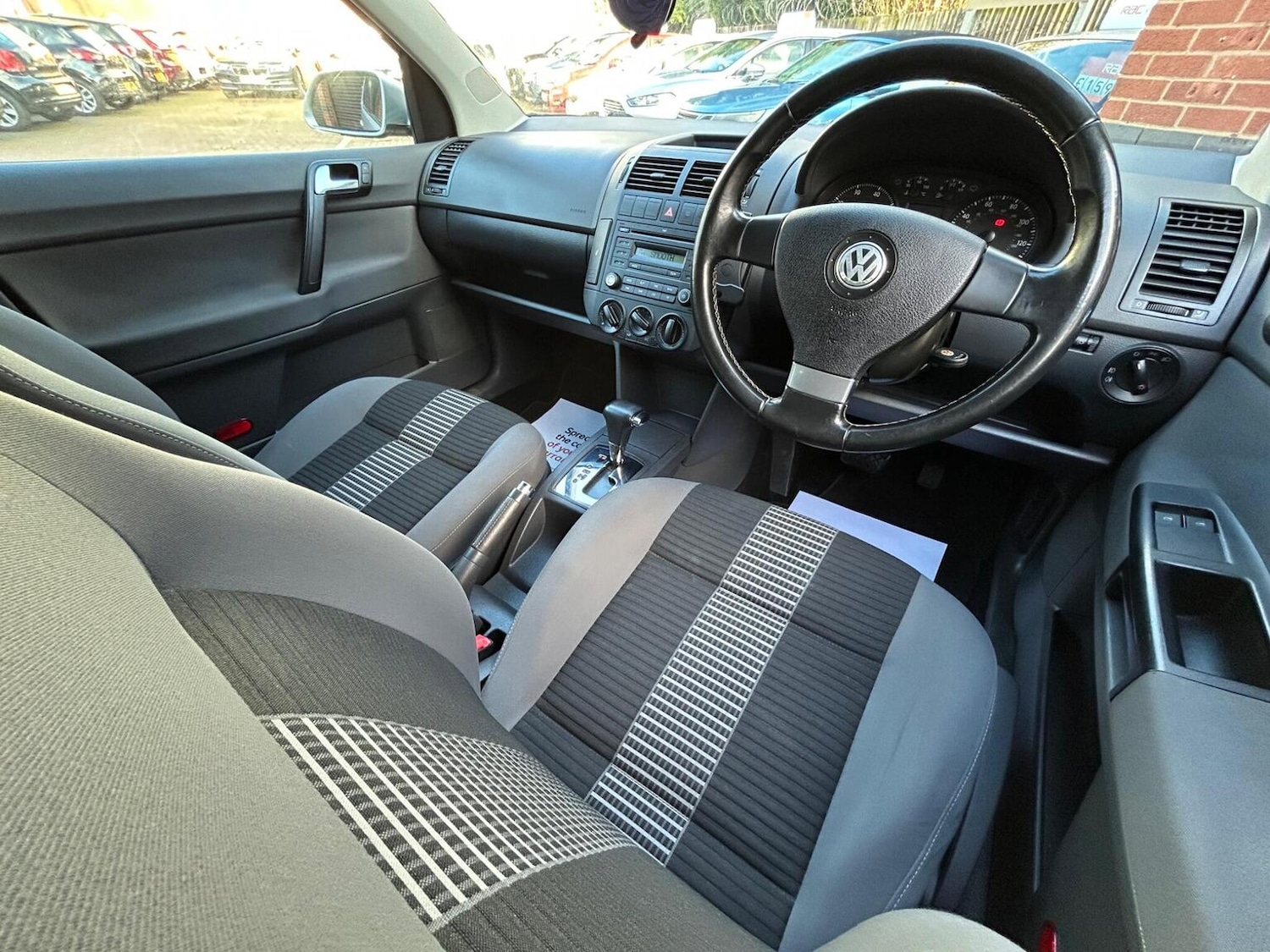 Used Volkswagen Polo 2009 for sale - 77107627: Photo 11