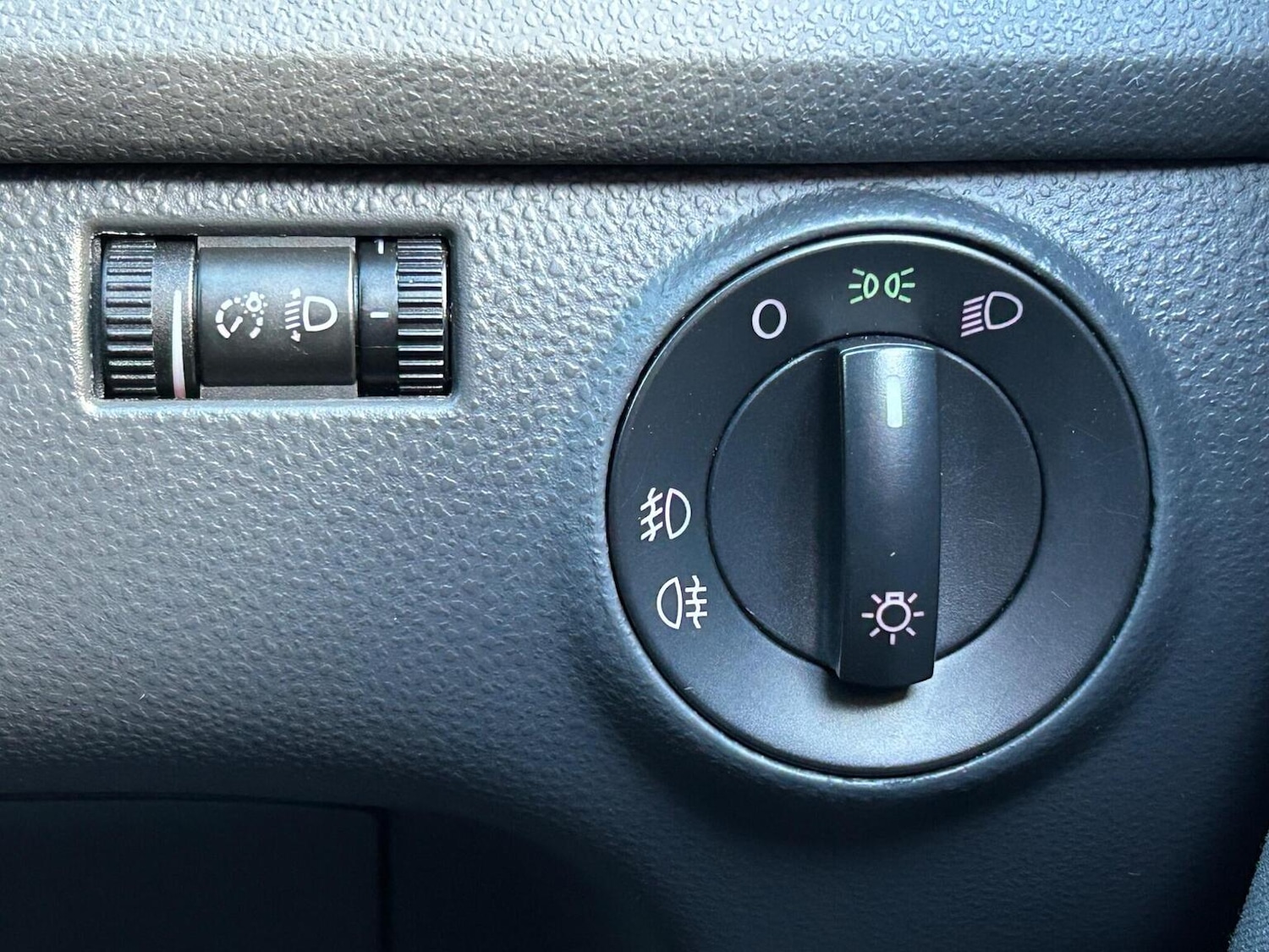 Used Volkswagen Polo 2009 for sale - 77107627: Photo 25