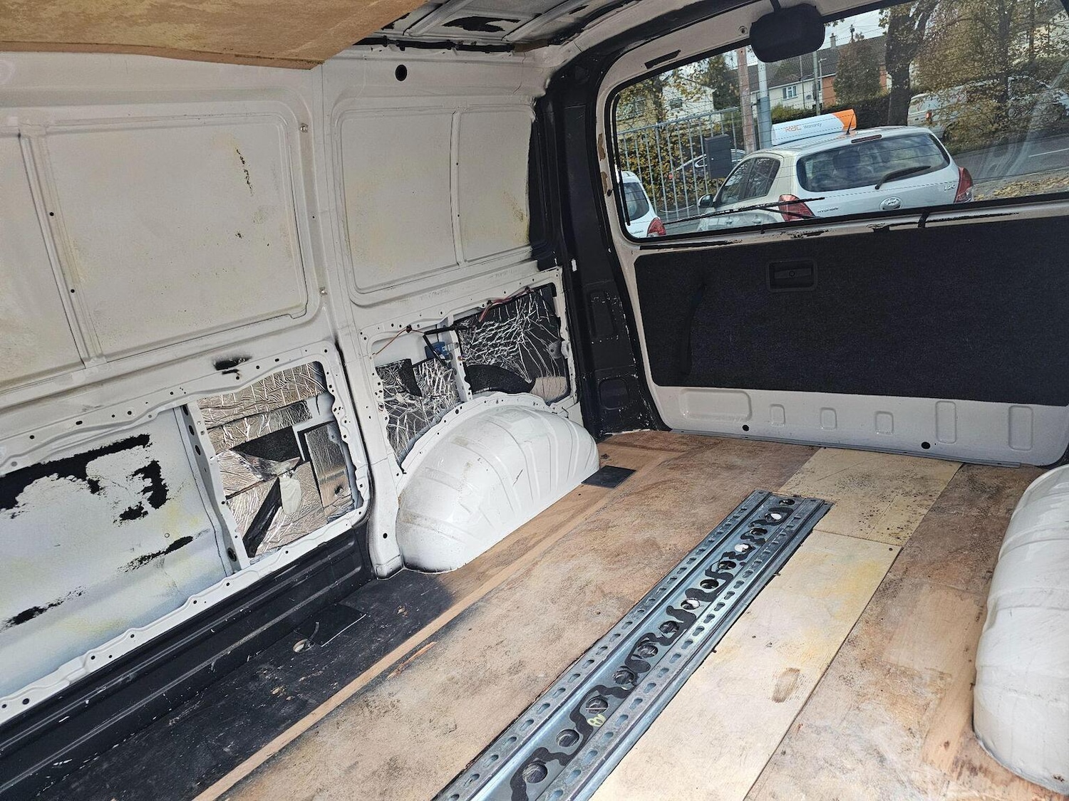 Used Toyota HiAce 2003 for sale - 76497587: Photo 12