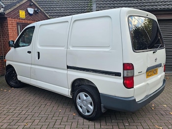 Used Toyota HiAce 2003 for sale - 76497587: Photo