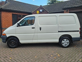 Used Toyota HiAce 2003 for sale - 76497587: Photo