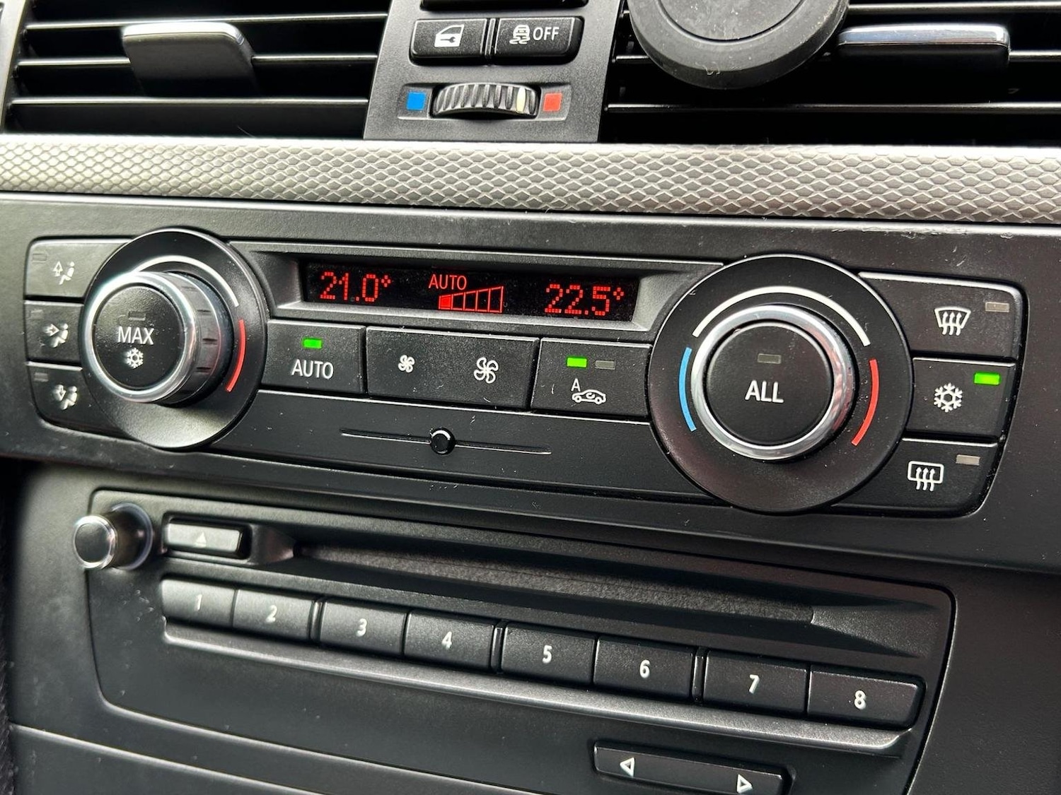 Used BMW 3 Series 2012 for sale - 76497408: Photo 31