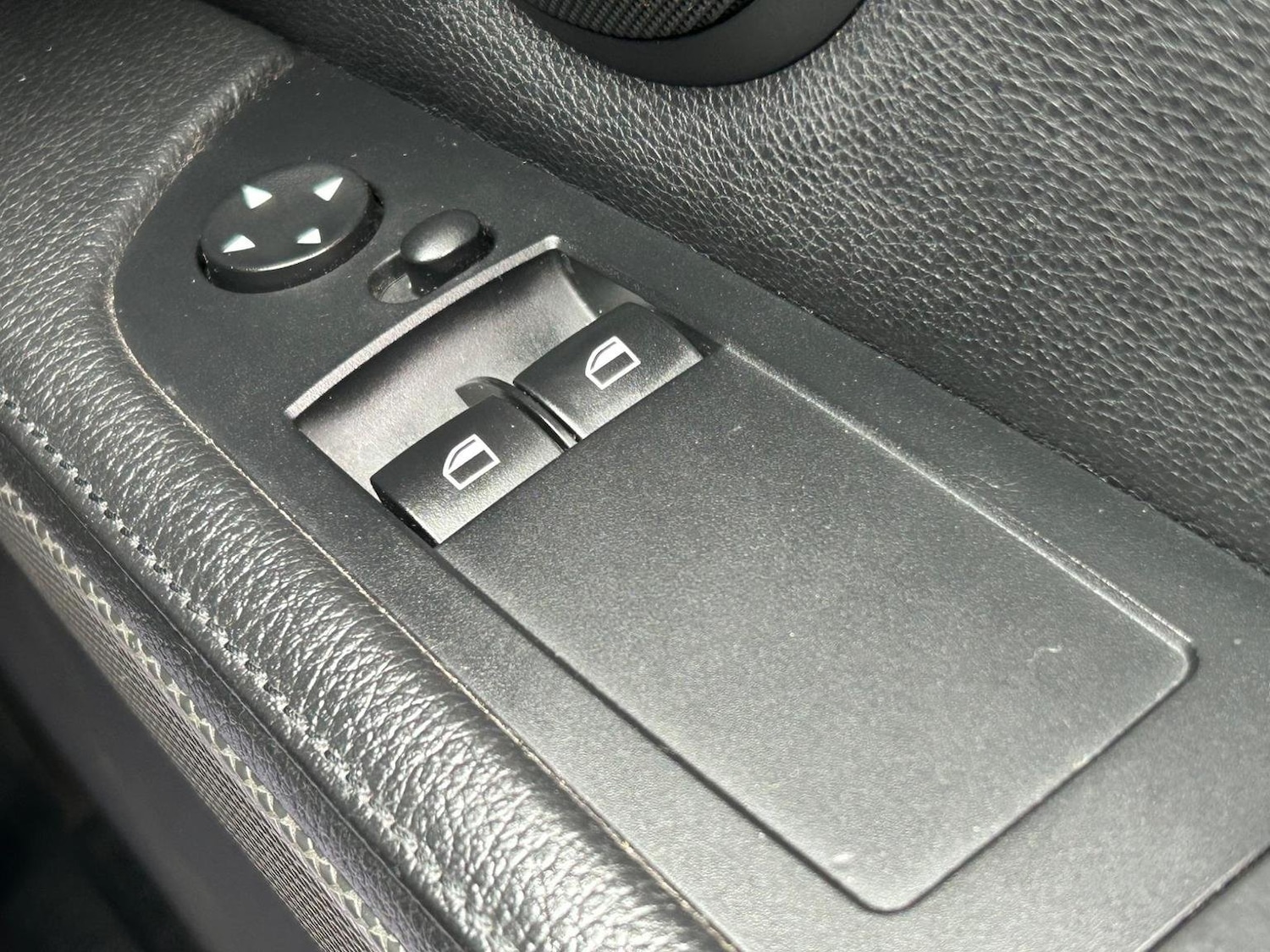 Used BMW 3 Series 2012 for sale - 76497408: Photo 34