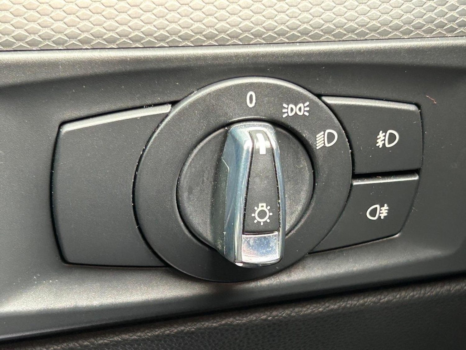 Used BMW 3 Series 2012 for sale - 76497408: Photo 39