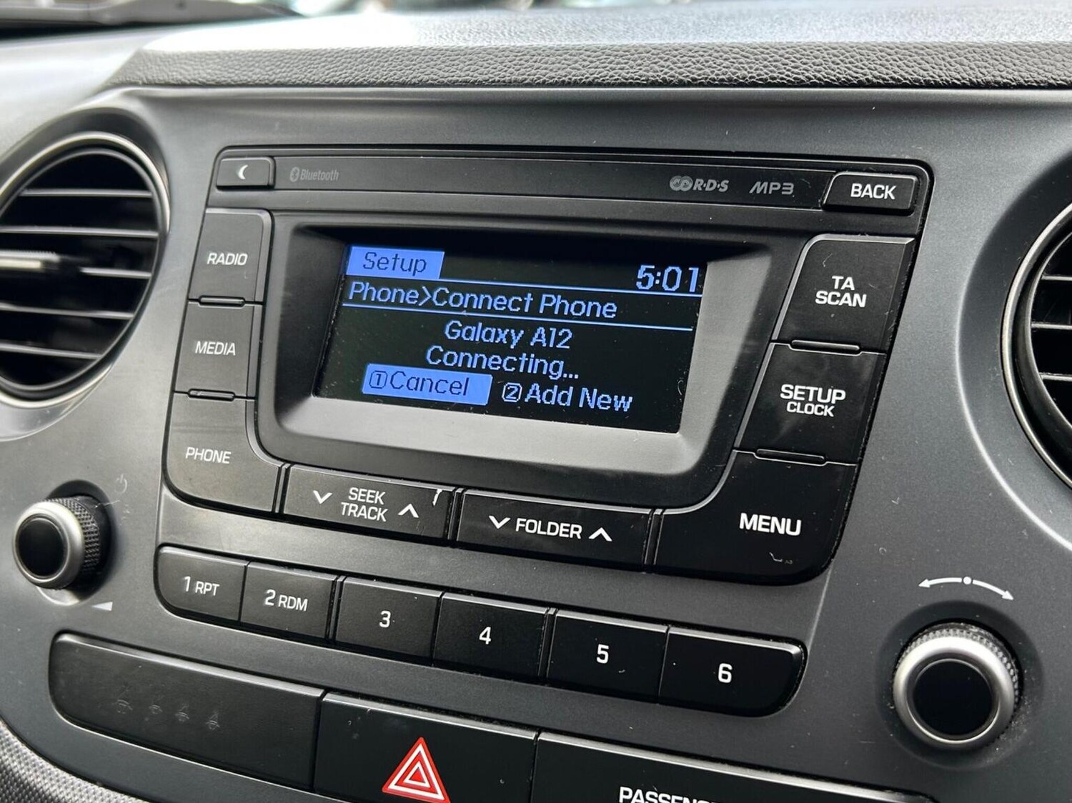 Used Hyundai i10 2017 for sale - 76497559: Photo 25