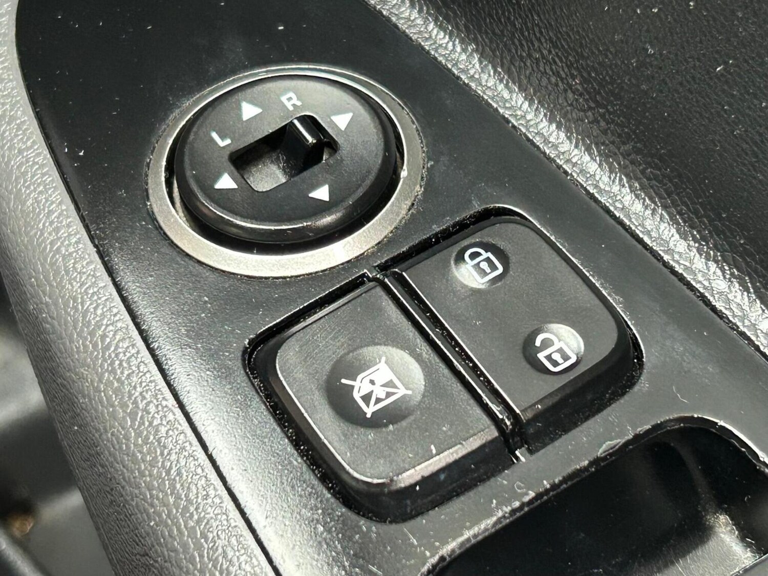 Used Hyundai i10 2017 for sale - 76497559: Photo 31