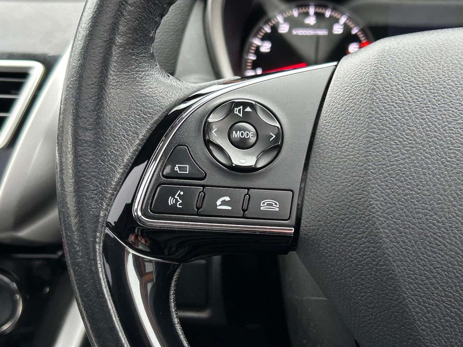 Used Mitsubishi Eclipse Cross 2021 for sale - 77423396: Photo 27