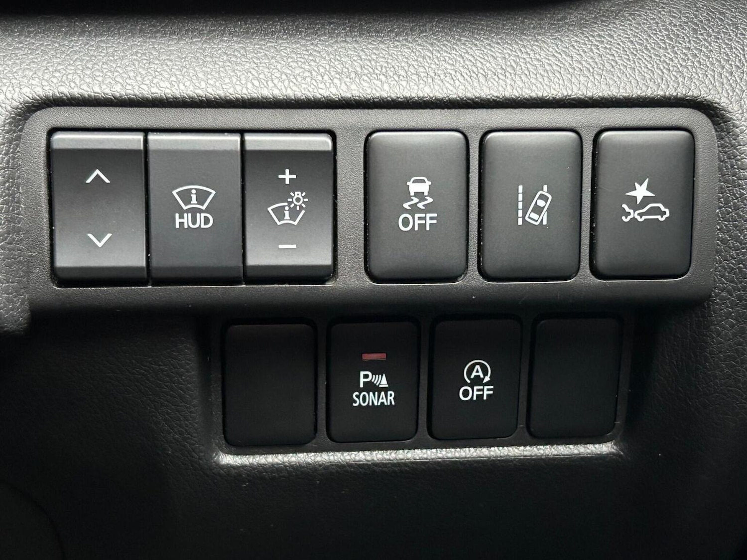 Used Mitsubishi Eclipse Cross 2021 for sale - 77423396: Photo 40