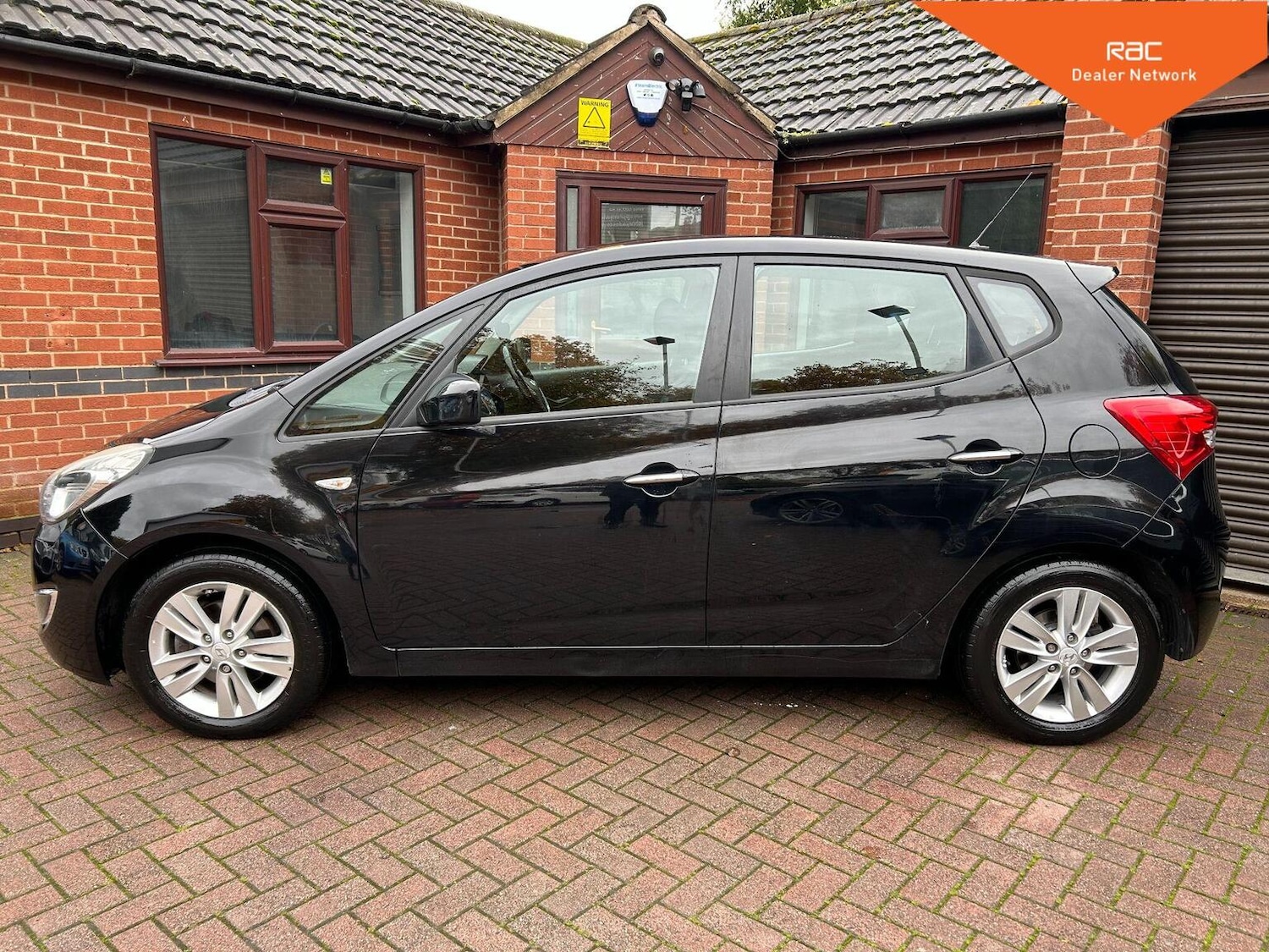 Used Hyundai Ix20 2014 for sale - 76497484: Photo 5