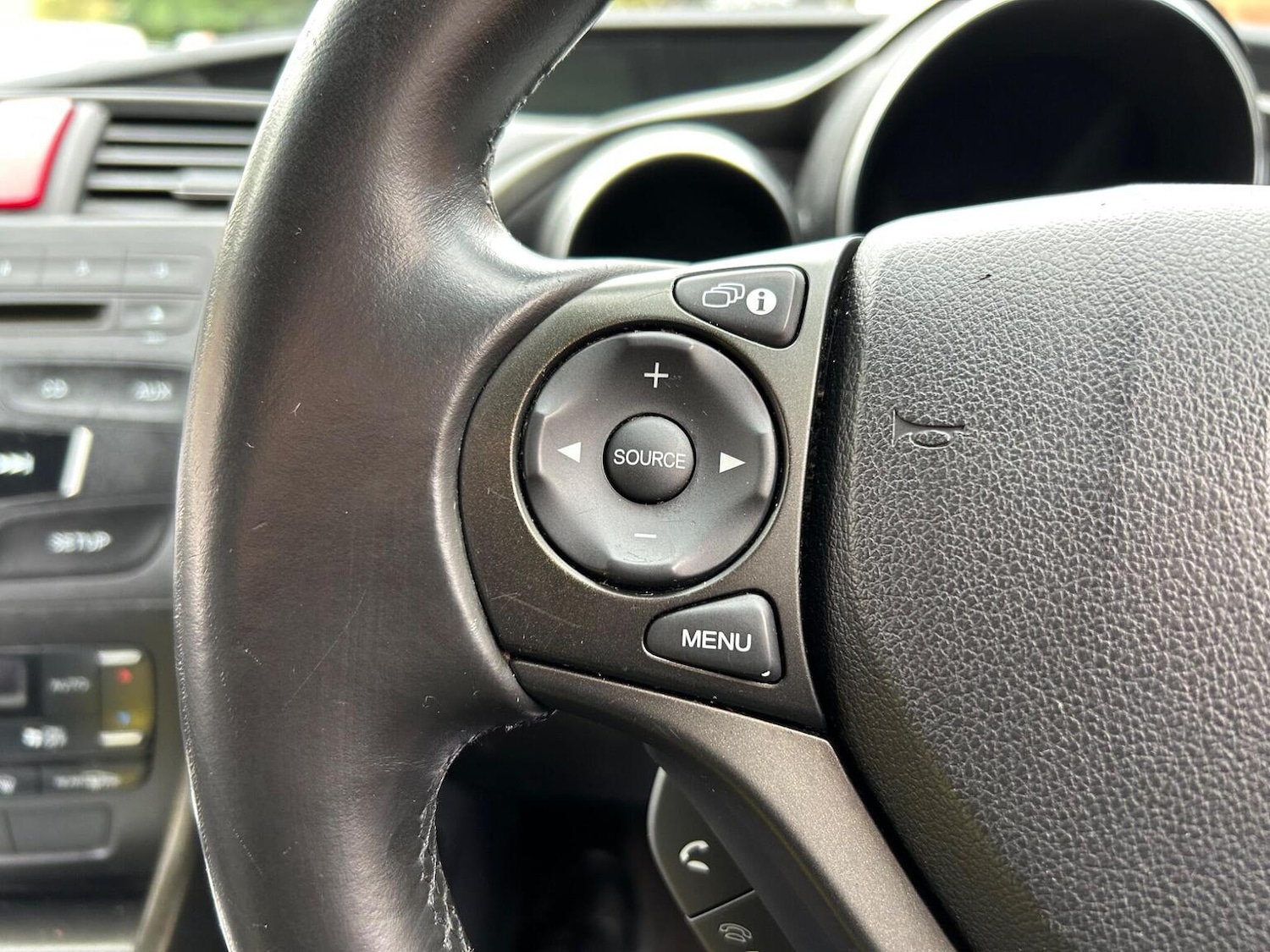 Used Honda Civic 2012 for sale - 76497542: Photo 23