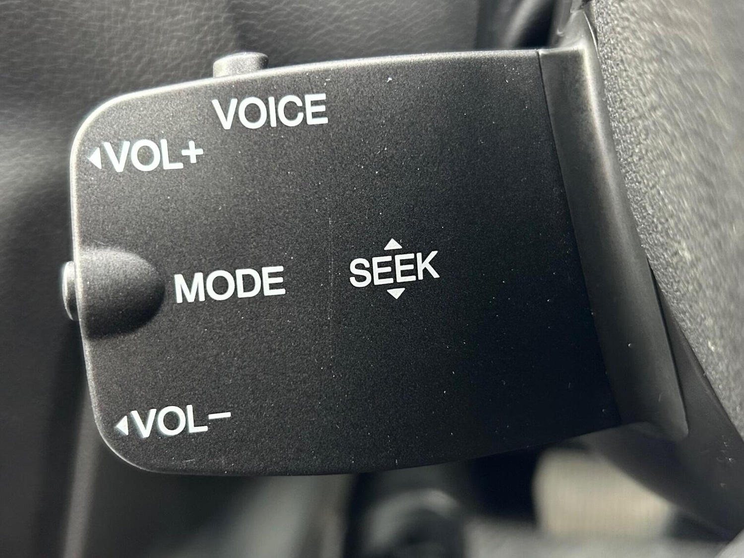 Used Ford Focus 2010 for sale - 76497449: Photo 28