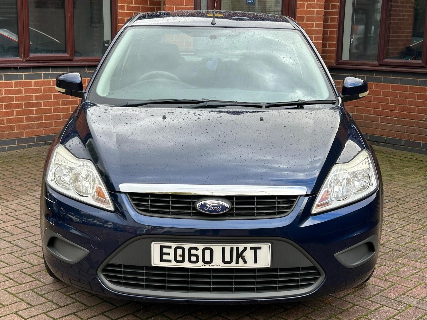 Used Ford Focus 2010 for sale - 76497449: Photo 3
