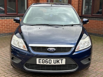 Used Ford Focus 2010 for sale - 76497449: Photo