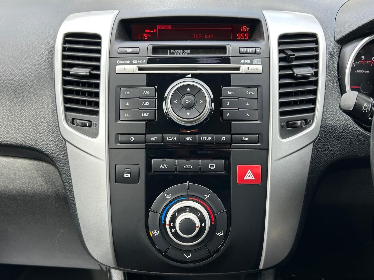 Used Kia Venga 2013 for sale - 78168877: Photo 23