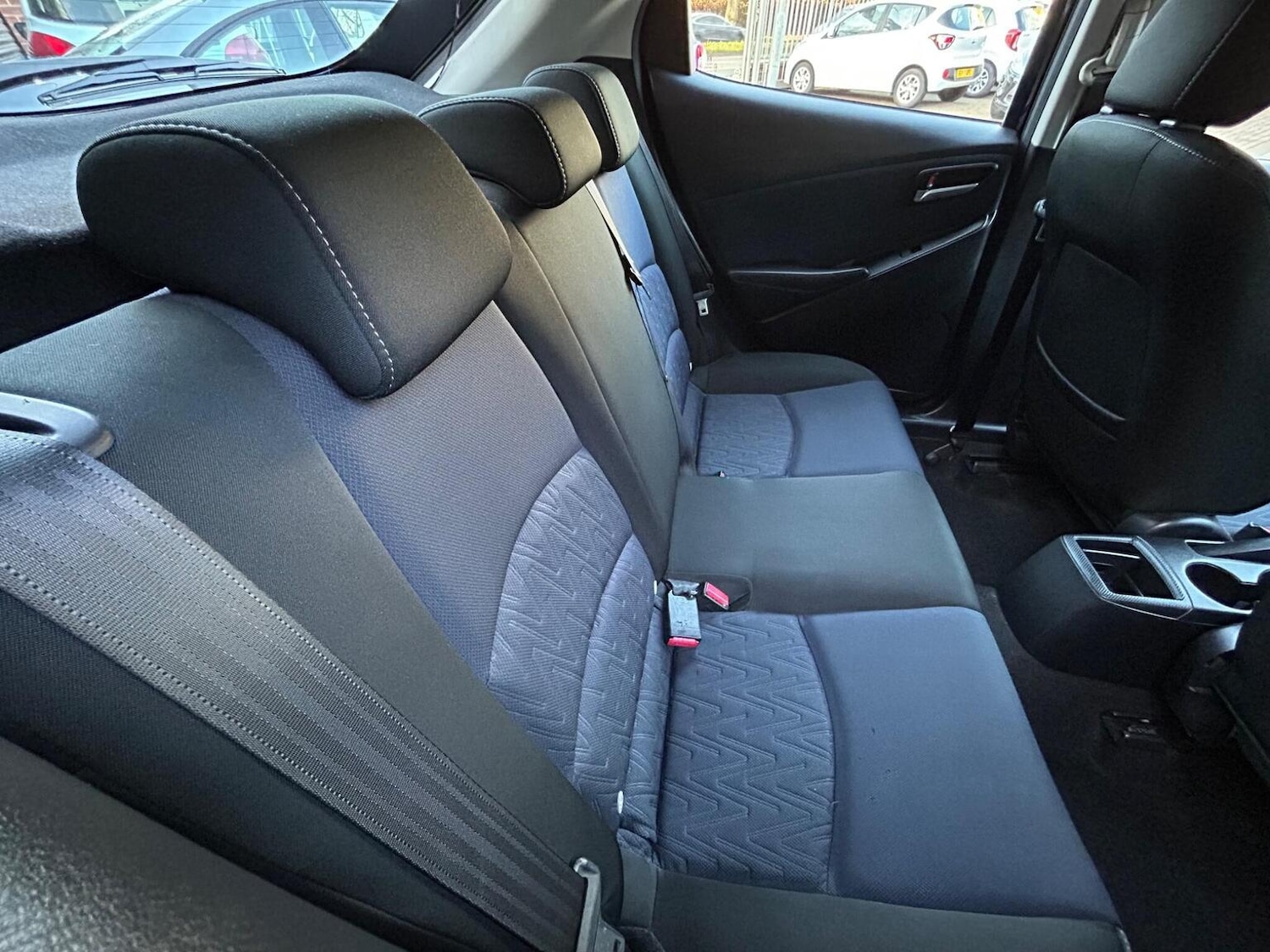 Used Mazda Mazda2 2016 for sale - 76799214: Photo 18