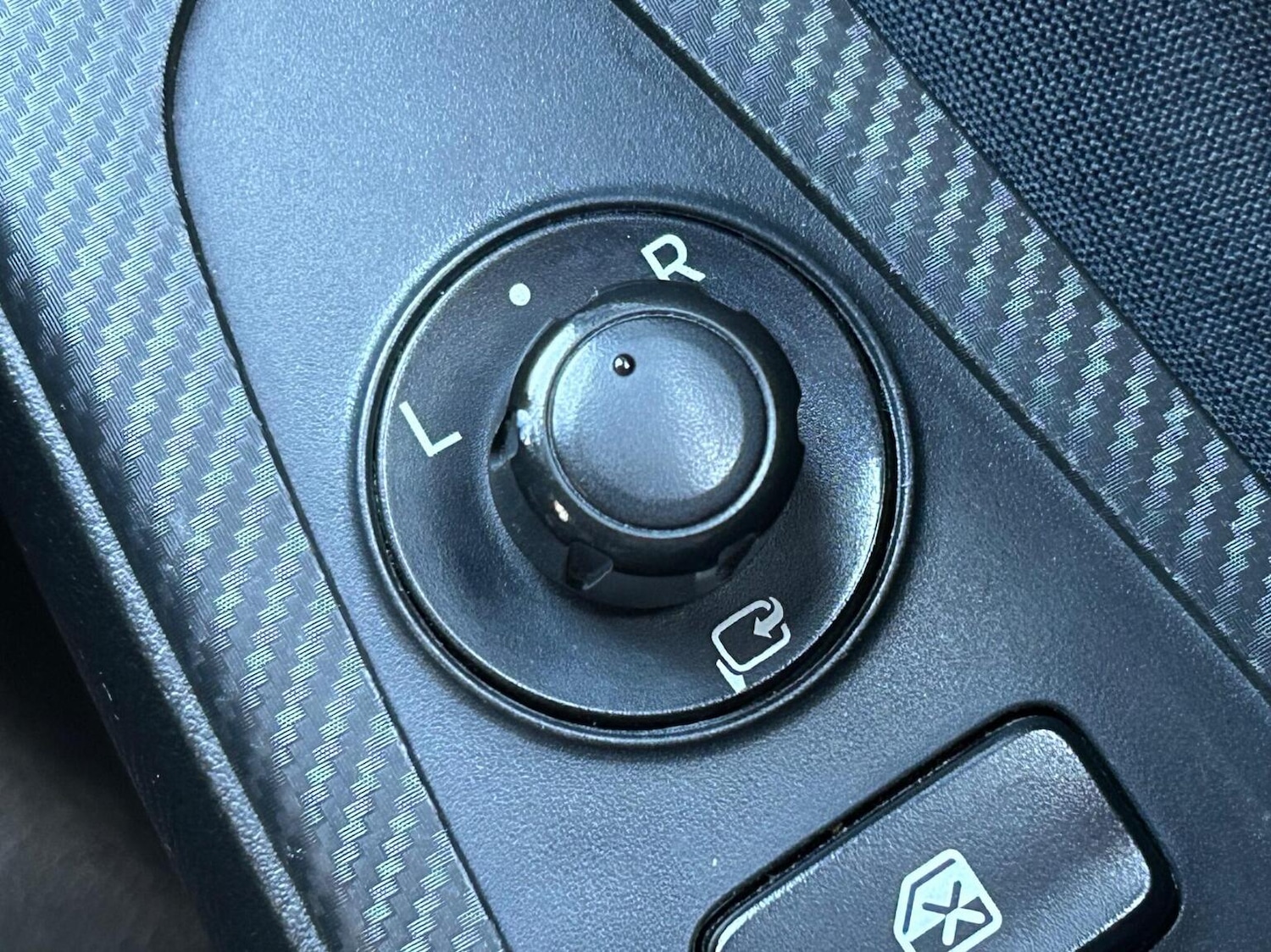 Used Mazda Mazda2 2016 for sale - 76799214: Photo 32