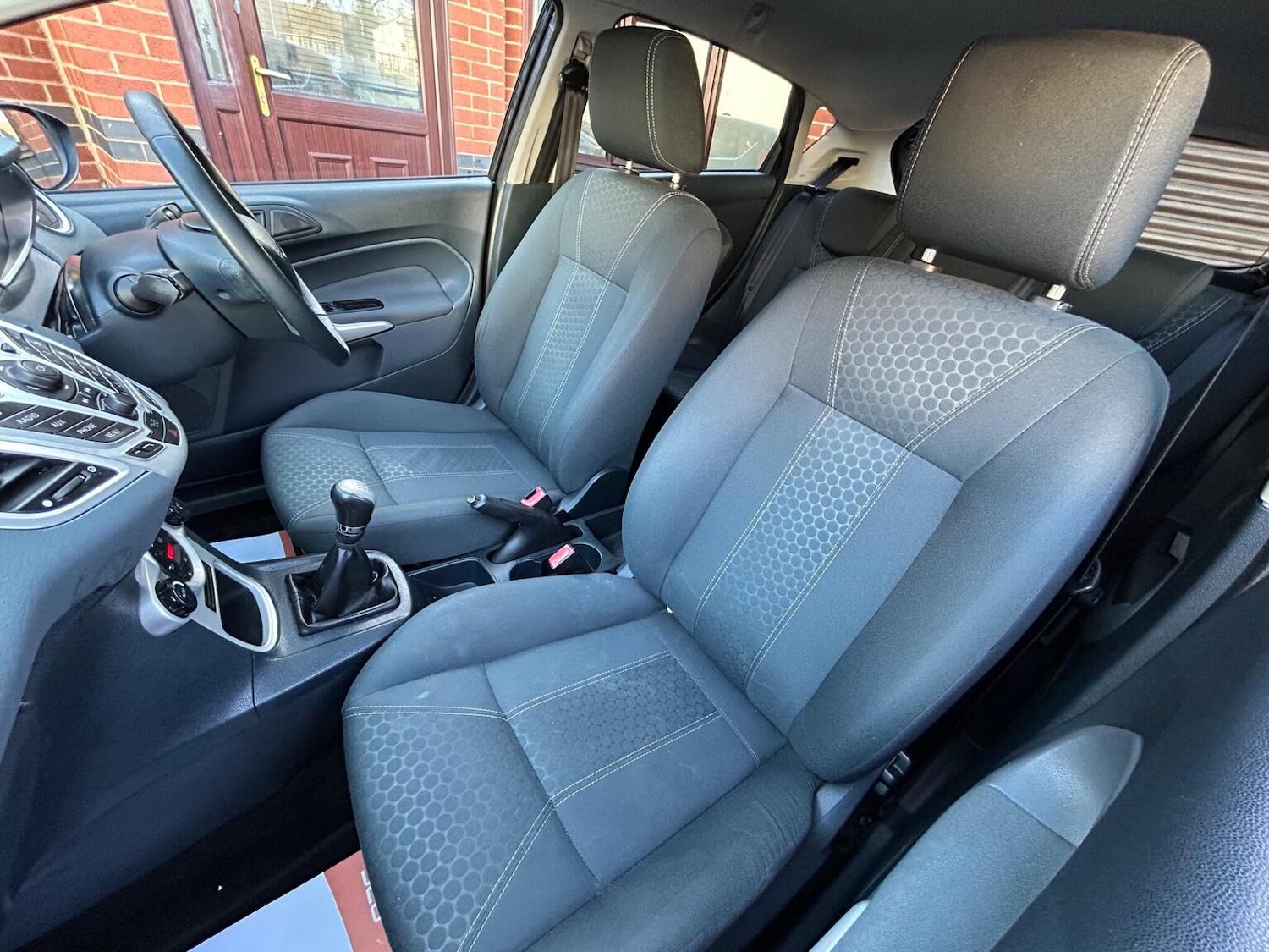 Used Ford Fiesta 2010 for sale - 76863874: Photo 14