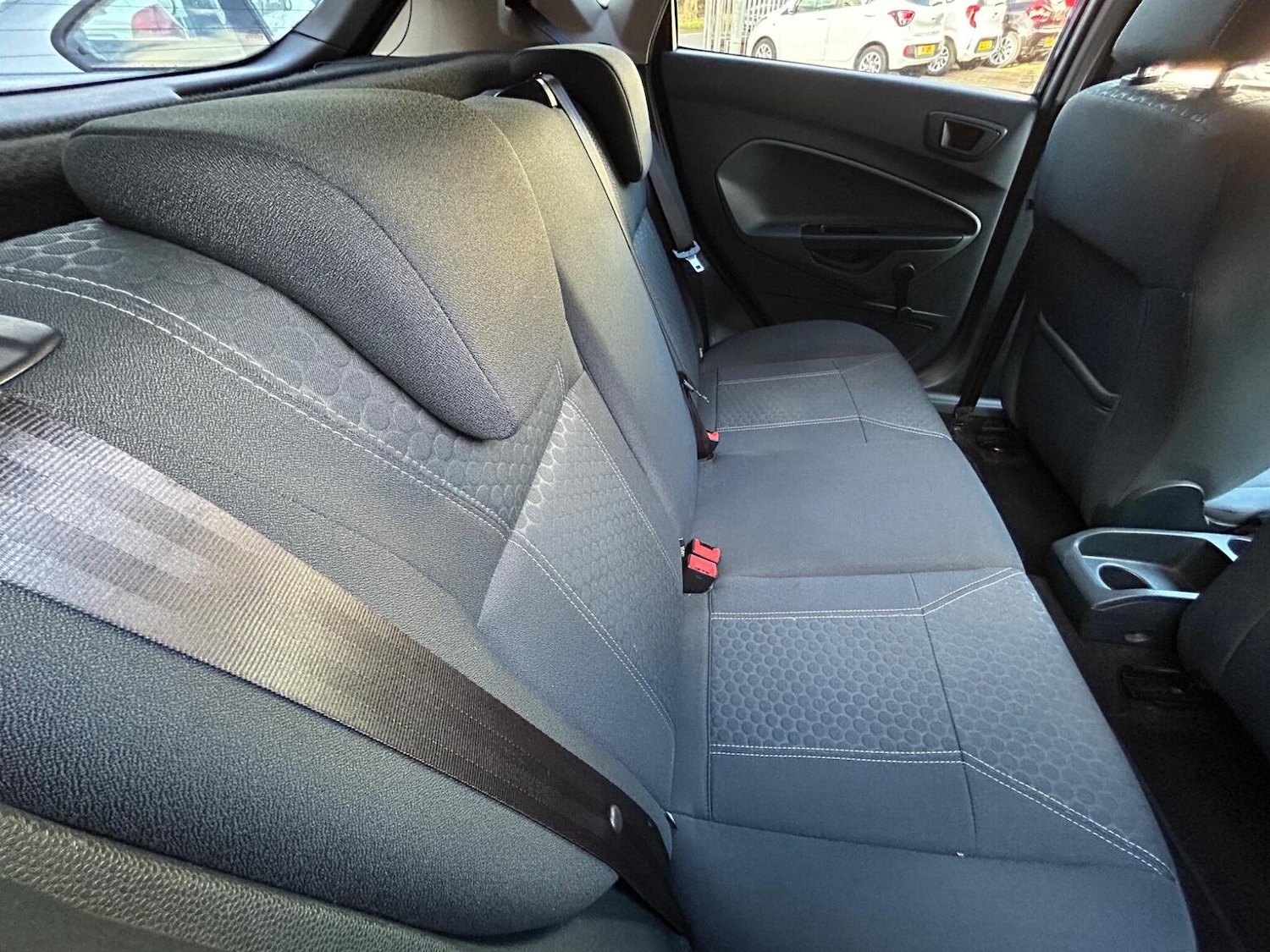 Used Ford Fiesta 2010 for sale - 76863874: Photo 18