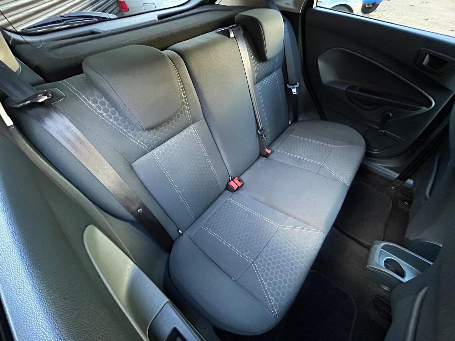 Used Ford Fiesta 2010 for sale - 76863874: Photo 19