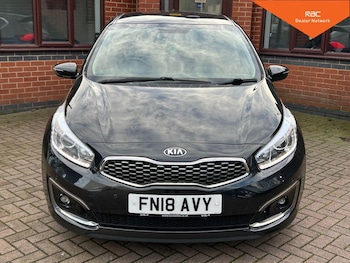 Used Kia Ceed 2018 for sale - 77296821: Photo