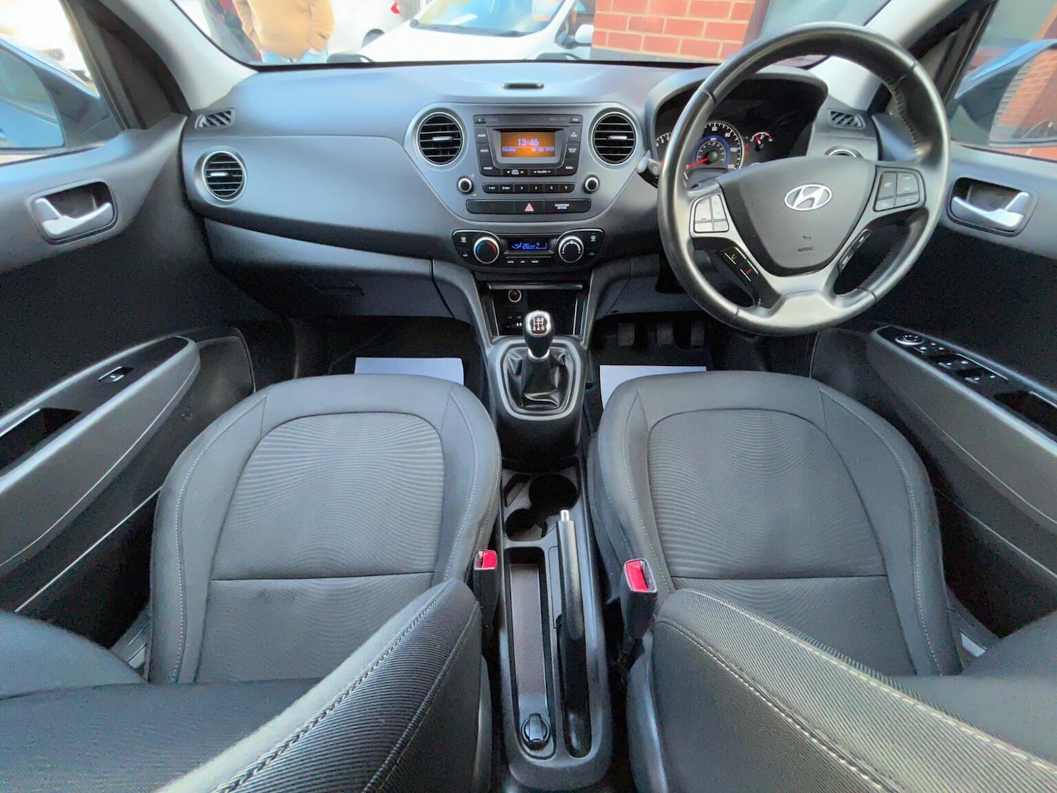 Used Hyundai i10 2017 for sale - 77258559: Photo 17