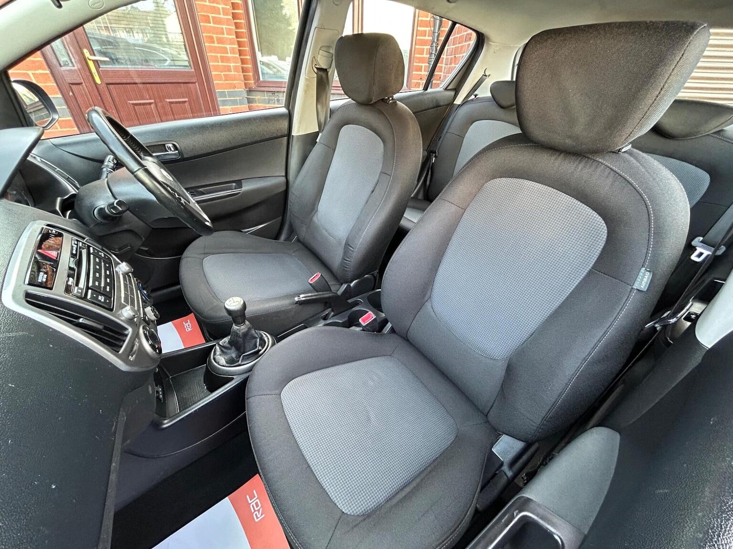 Used Hyundai i20 2014 for sale - 76547776: Photo 13