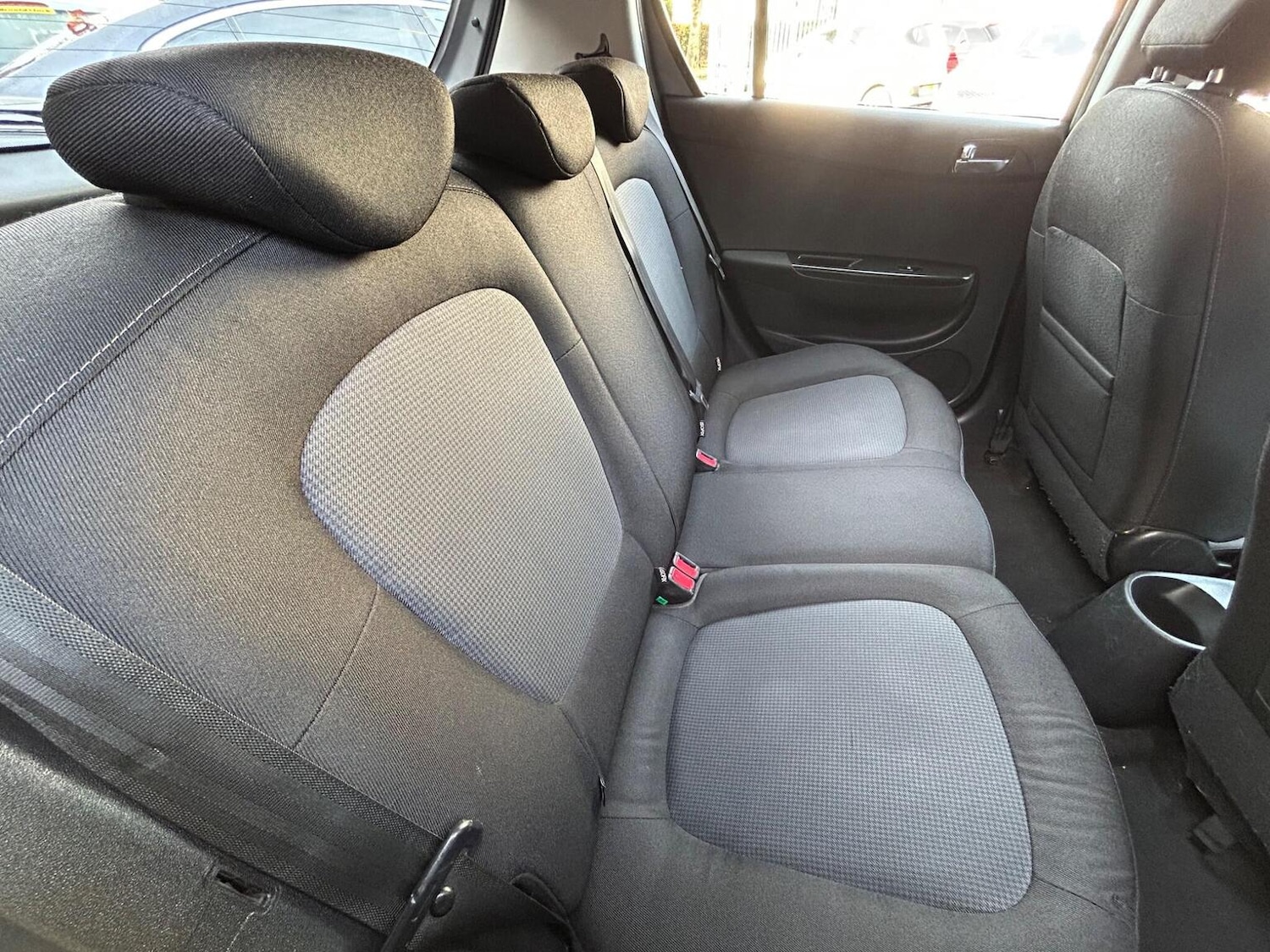 Used Hyundai i20 2014 for sale - 76547776: Photo 17