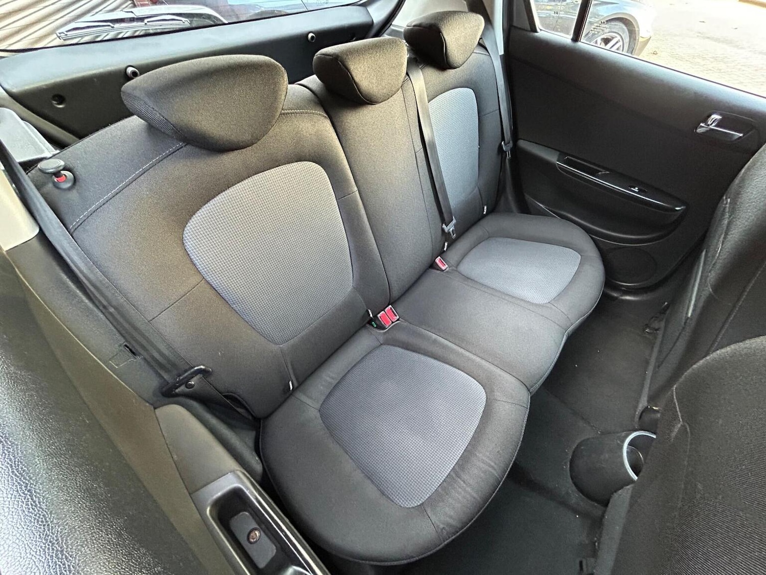 Used Hyundai i20 2014 for sale - 76547776: Photo 18