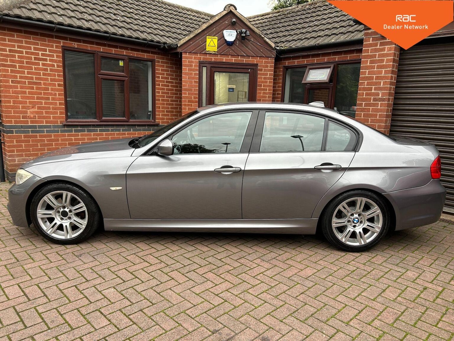 Used BMW 3 Series 2011 for sale - 76497549: Photo 6