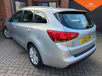 Used Kia Ceed 2013 for sale - 76497480: Photo