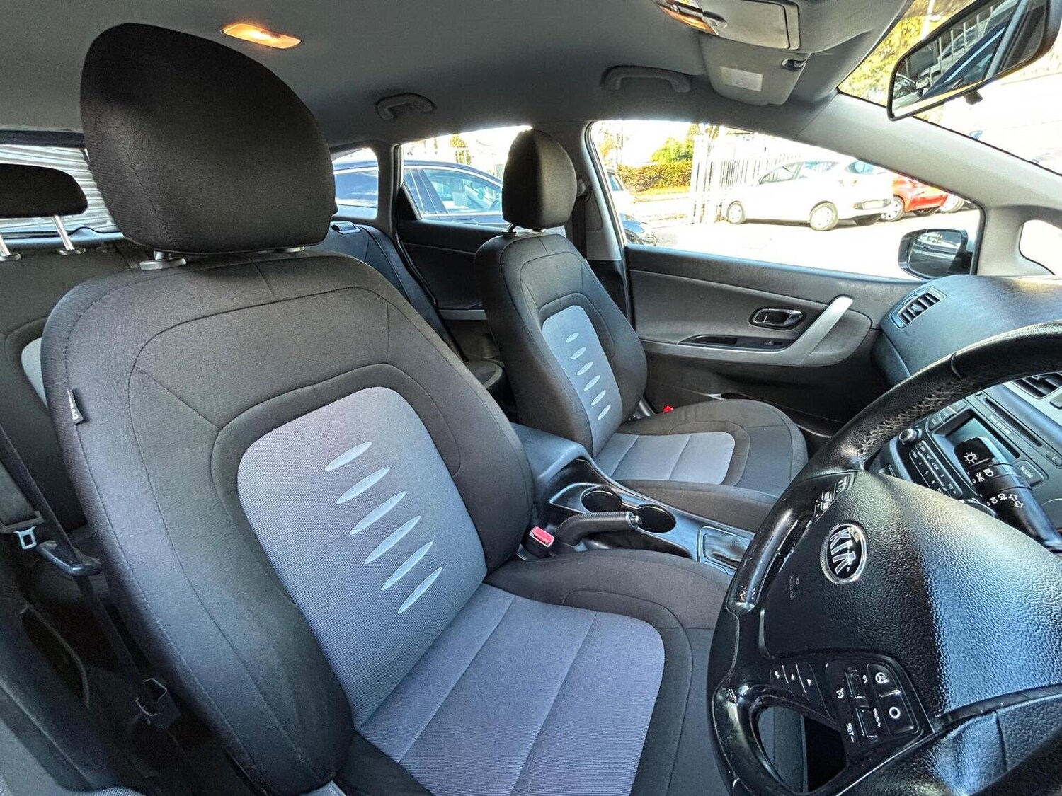 Used Kia Ceed 2013 for sale - 76497480: Photo 9