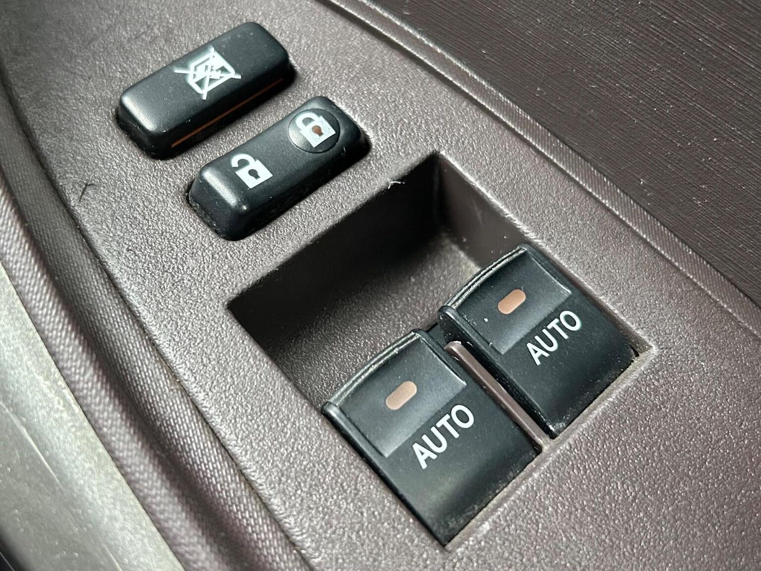 Used Toyota IQ 2009 for sale - 77140683: Photo 24