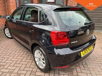 Used Volkswagen Polo 2015 for sale - 78909550: Photo