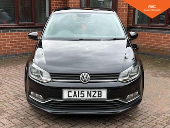 Used Volkswagen Polo 2015 for sale - 78909550: Photo