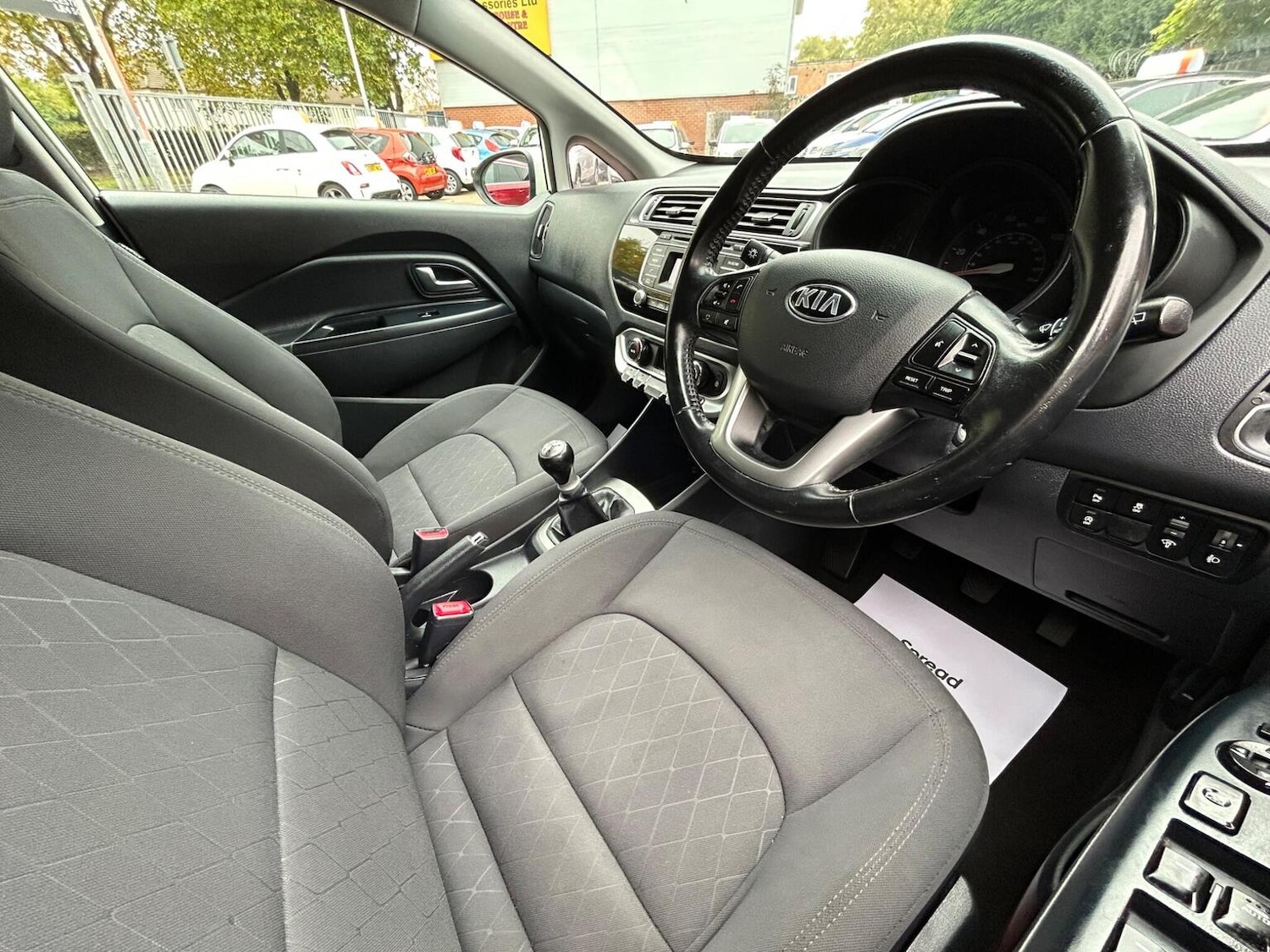 Used Kia Rio 2015 for sale - 76497400: Photo 10