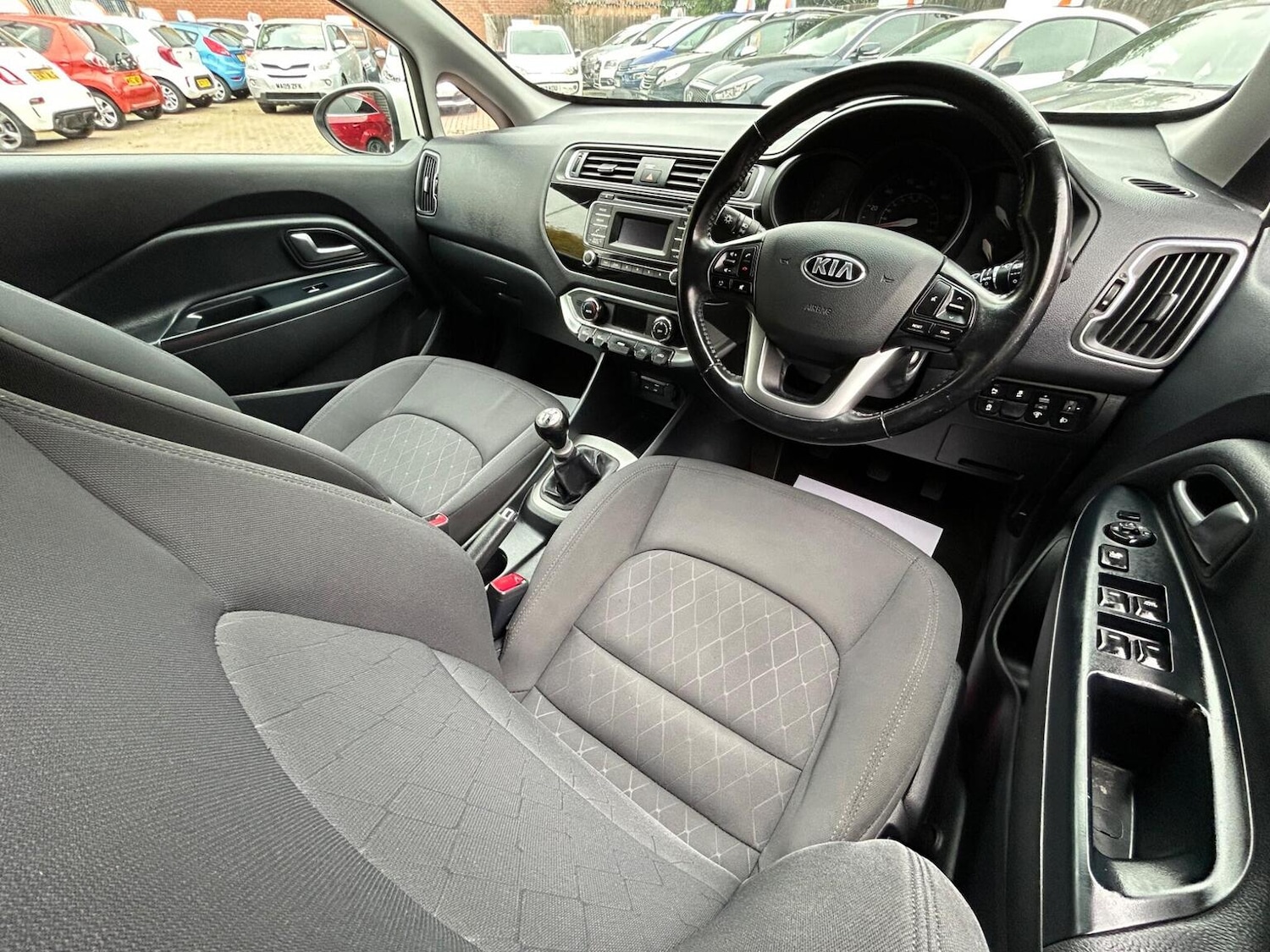 Used Kia Rio 2015 for sale - 76497400: Photo 11