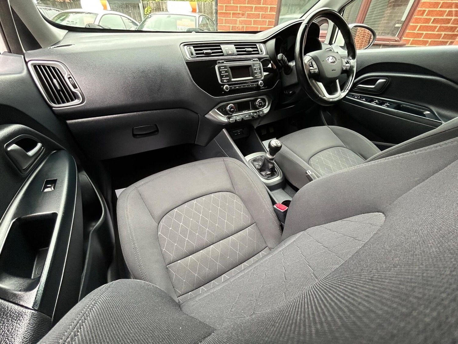 Used Kia Rio 2015 for sale - 76497400: Photo 15