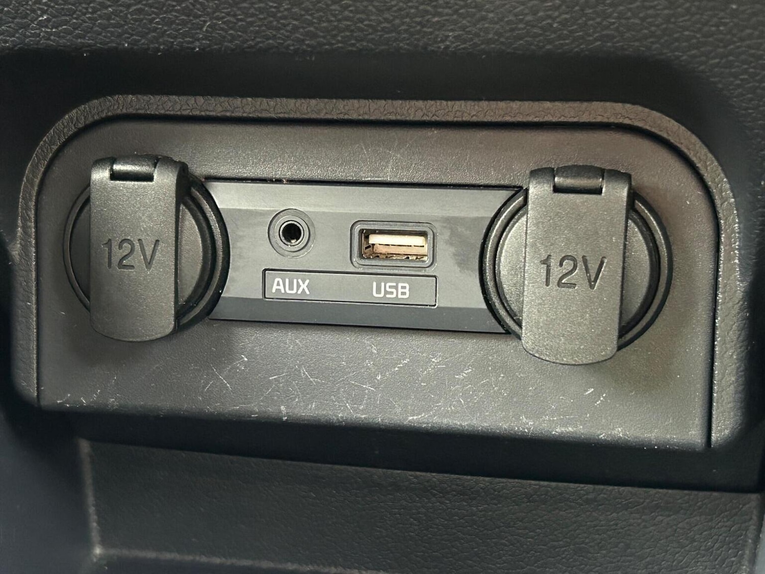 Used Kia Rio 2015 for sale - 76497400: Photo 27