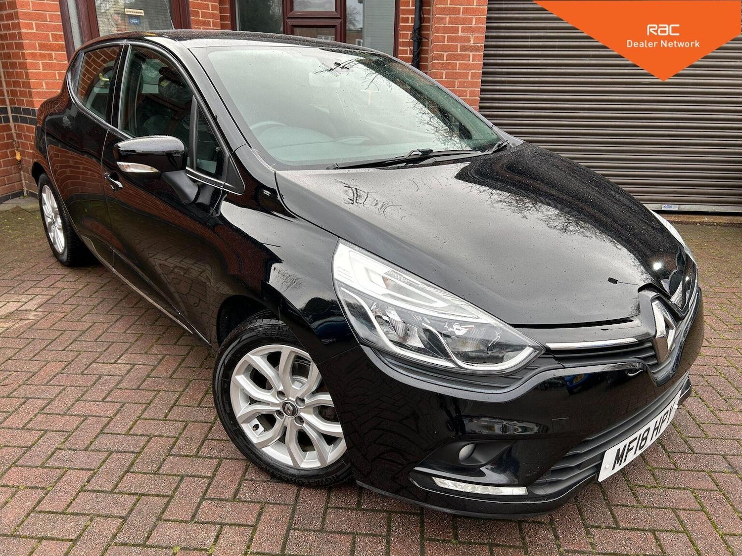 Used Renault Clio 2018 for sale - 76830398: Photo 1