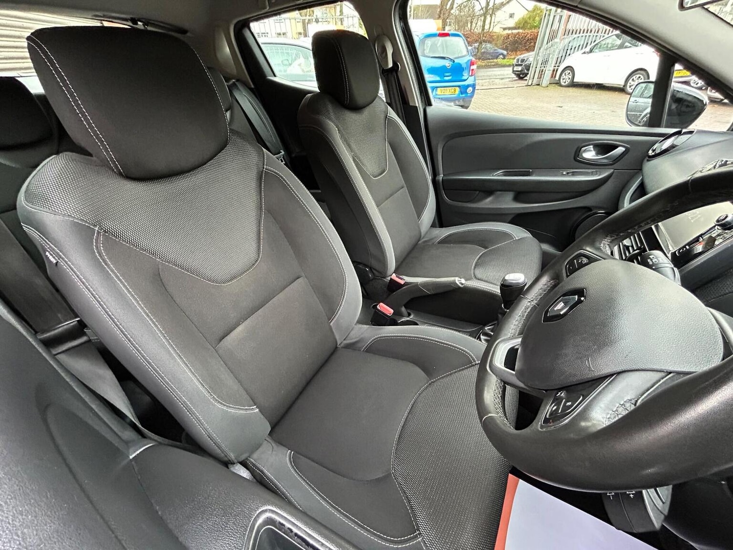 Used Renault Clio 2018 for sale - 76830398: Photo 10