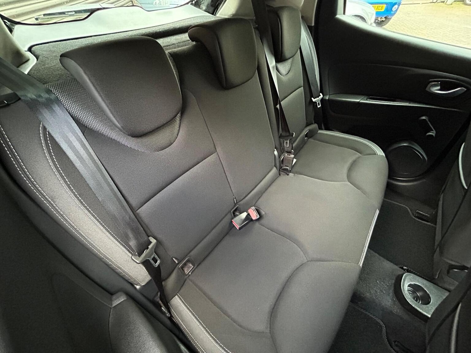 Used Renault Clio 2018 for sale - 76830398: Photo 19