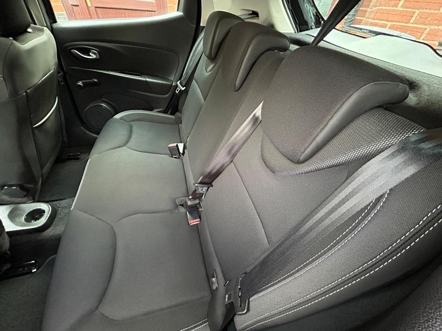 Used Renault Clio 2018 for sale - 76830398: Photo 20