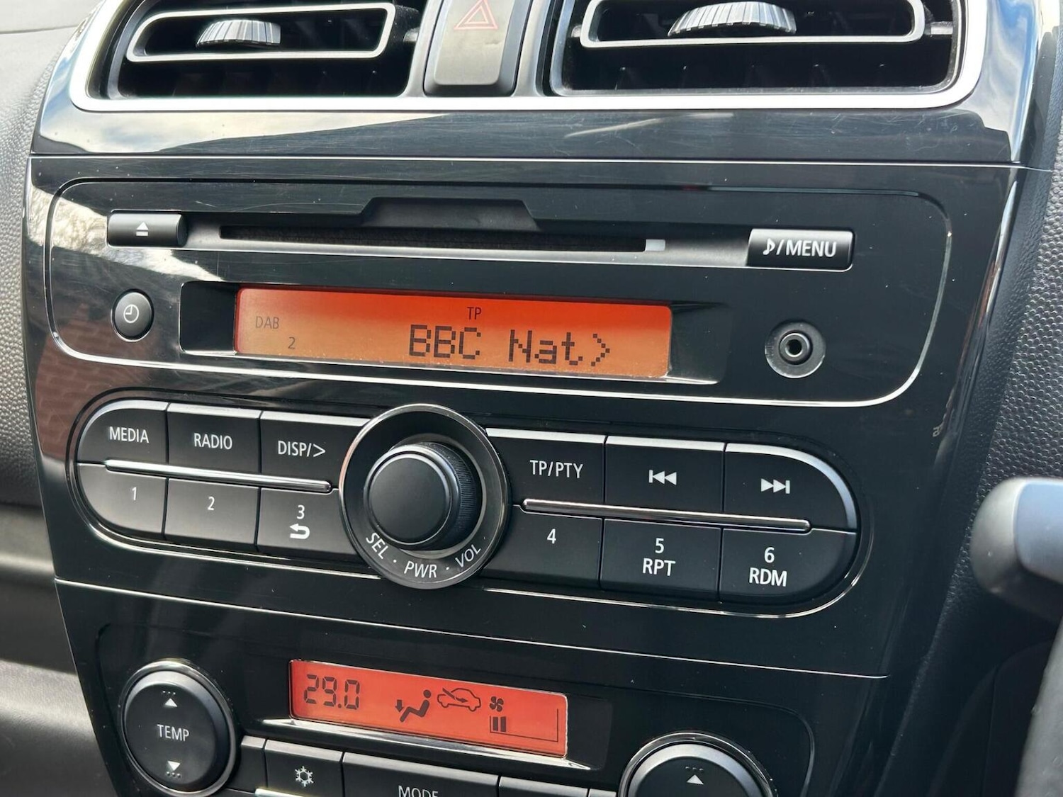 Used Mitsubishi Mirage 2018 for sale - 77417213: Photo 33