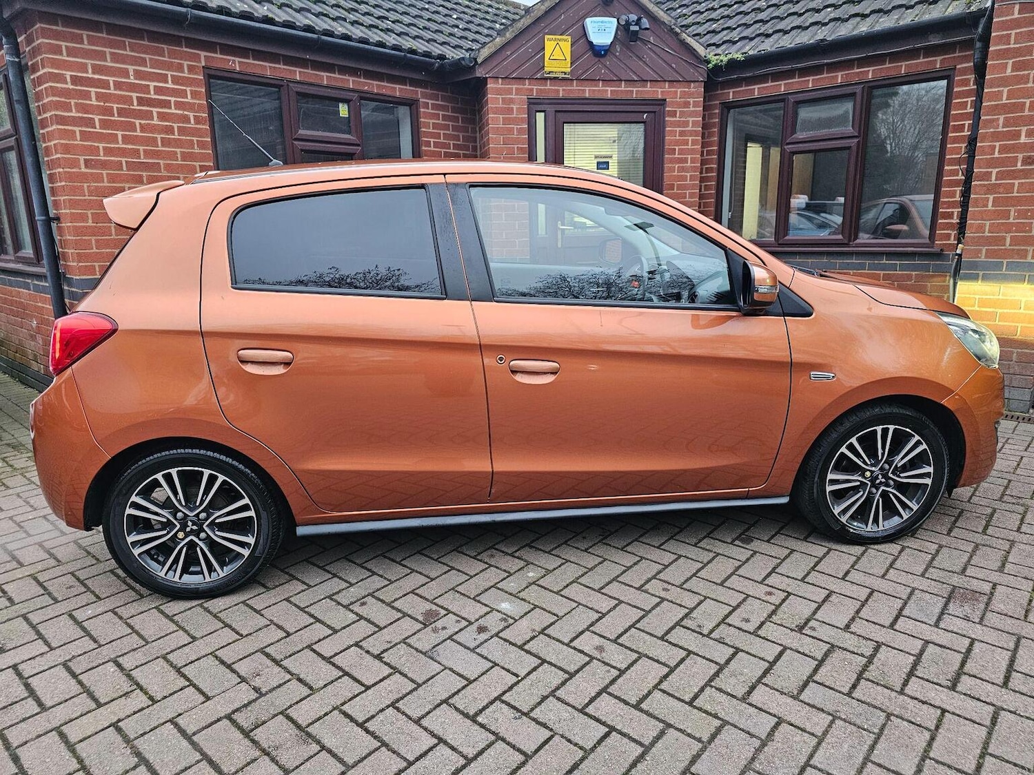 Used Mitsubishi Mirage 2018 for sale - 77417213: Photo 5