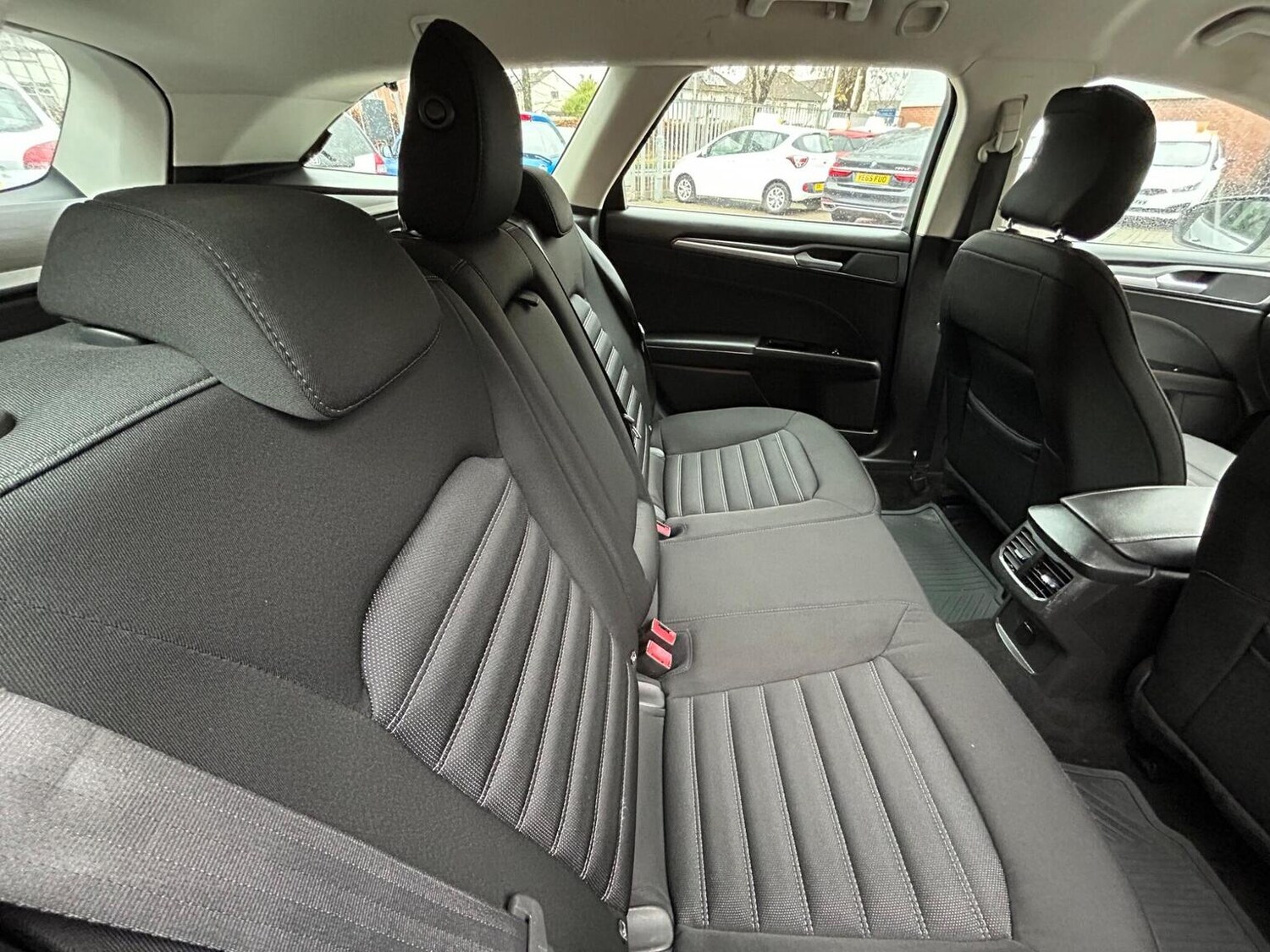 Used Ford Mondeo 2015 for sale - 76497508: Photo 18