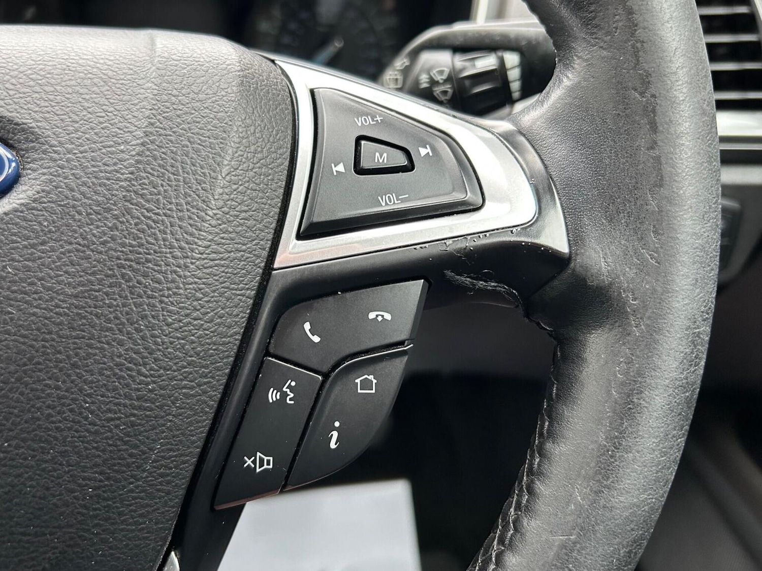 Used Ford Mondeo 2015 for sale - 76497508: Photo 27