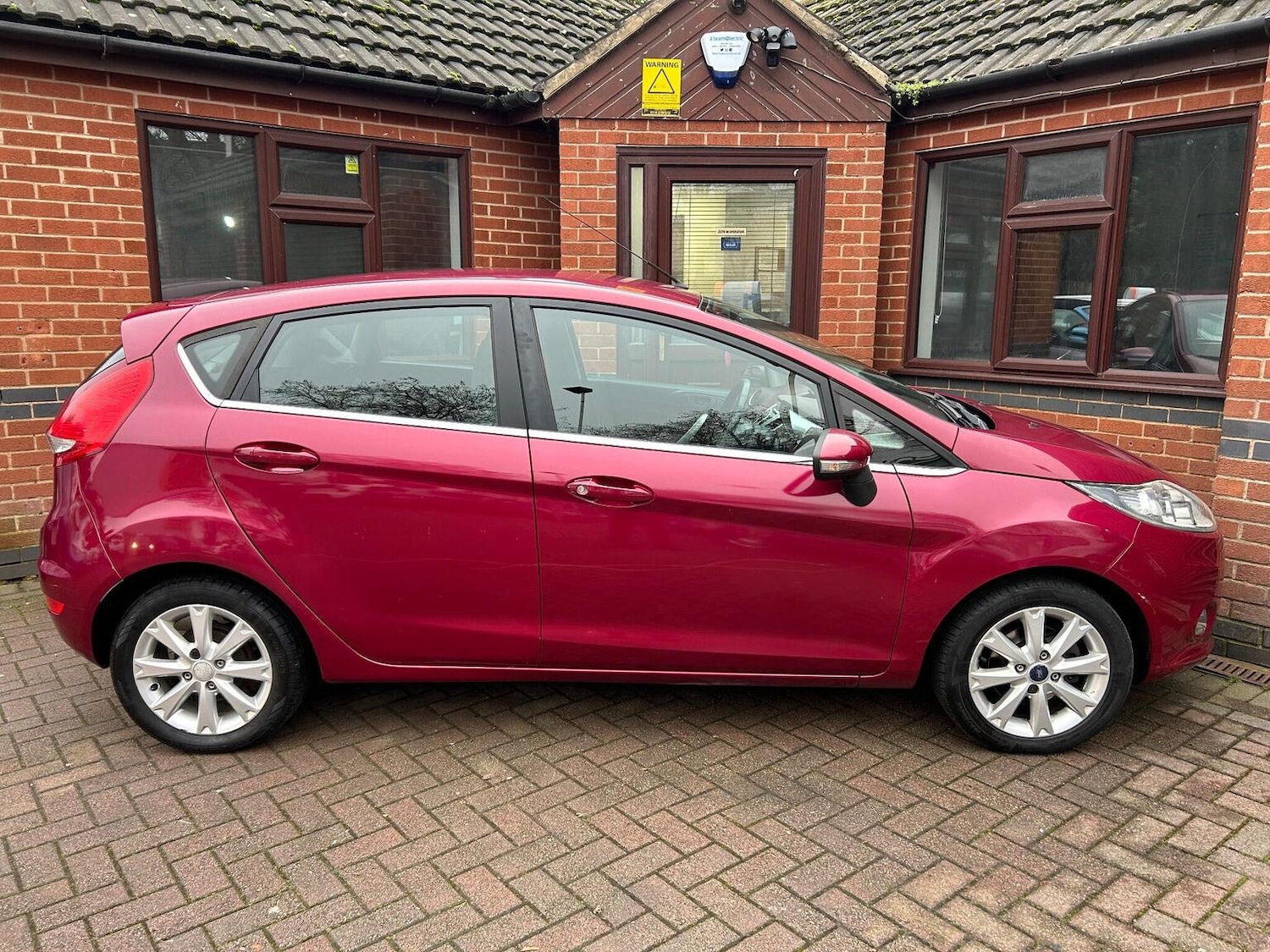 Used Ford Fiesta 2009 for sale - 77350165: Photo 5