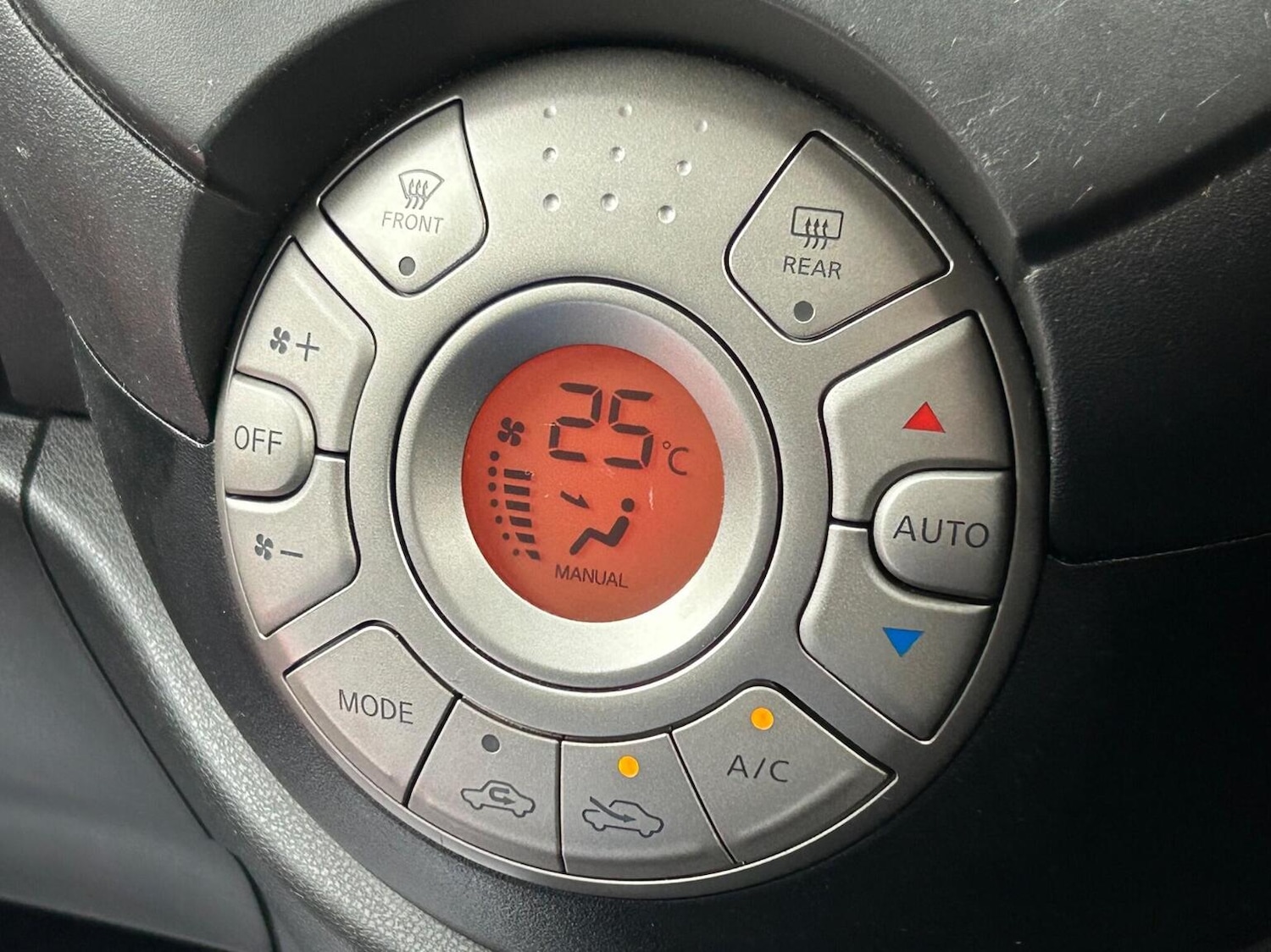 Used Nissan Micra 2011 for sale - 76510815: Photo 27