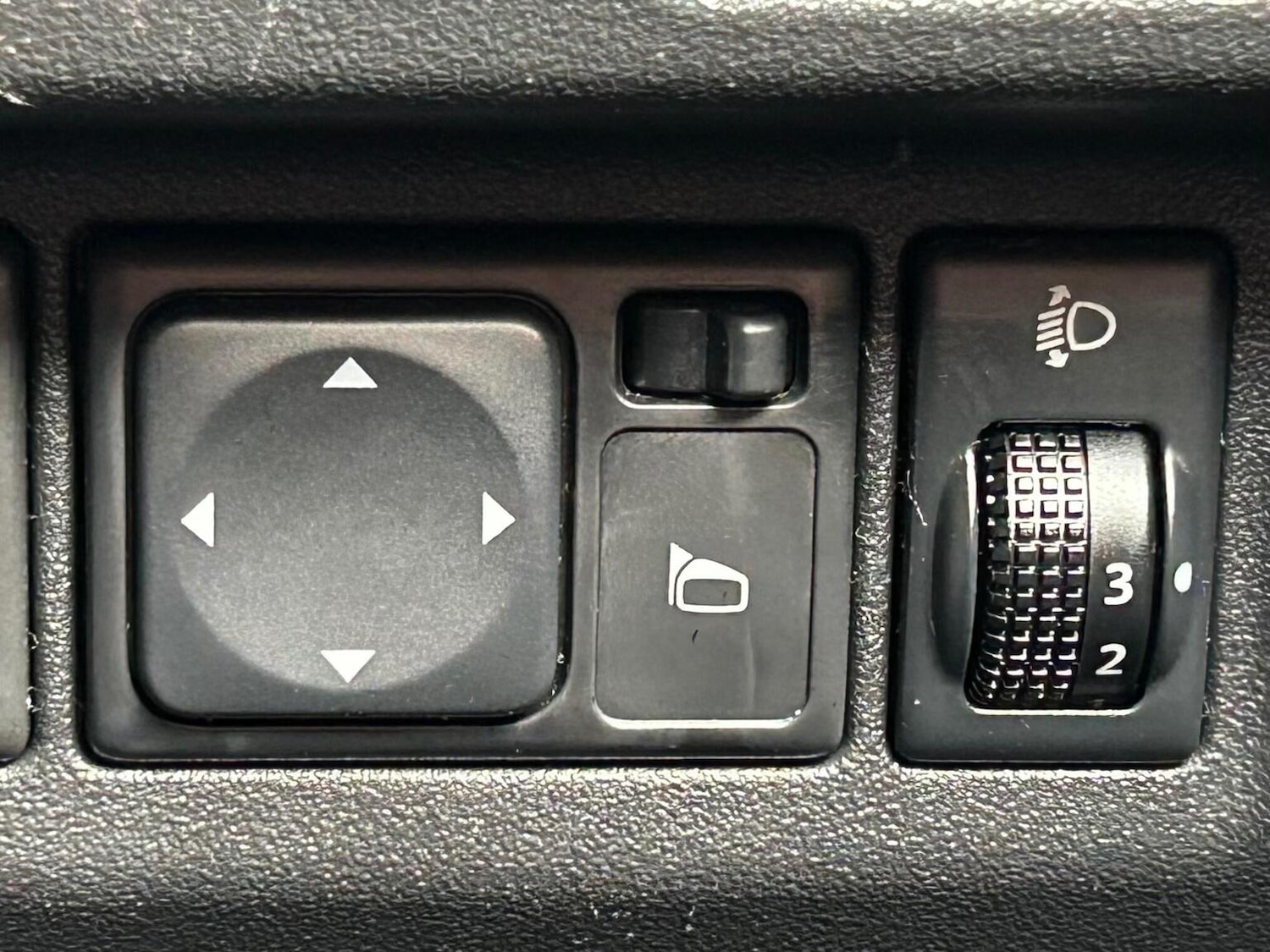 Used Nissan Micra 2011 for sale - 76510815: Photo 29