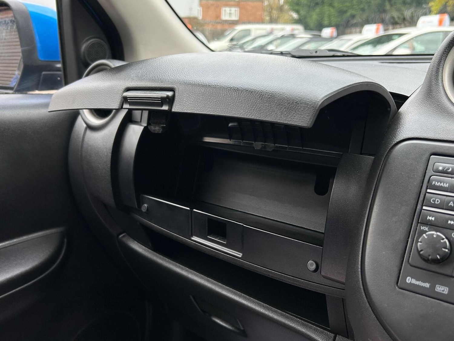 Used Nissan Micra 2011 for sale - 76510815: Photo 33